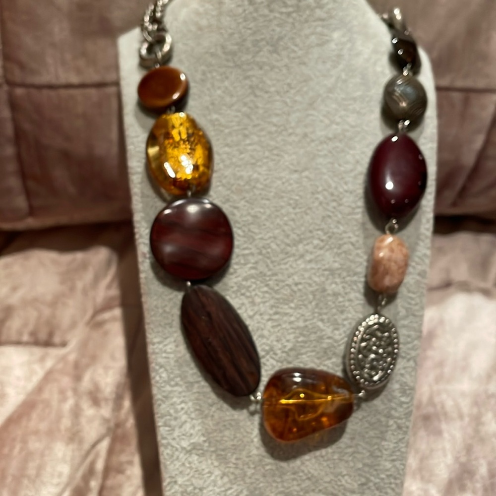 Chicos chunky necklace glass & Wood & Metal 24-25”